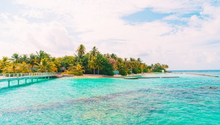 Discover the Unspoiled Beauty of Sisters Island Marine Park in Singapore